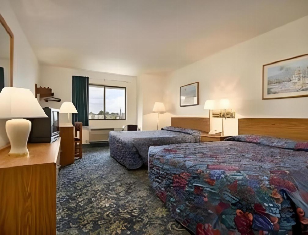 Days Inn by Wyndham Warsaw Main image