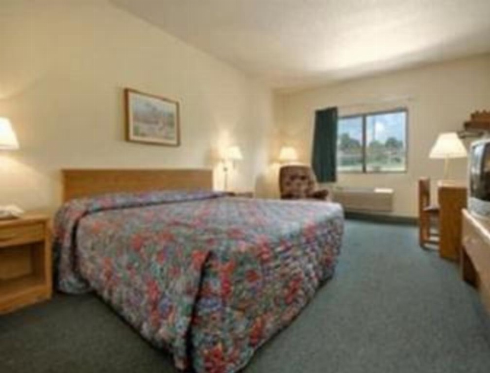 Days Inn by Wyndham Warsaw